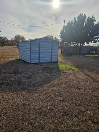 $2,275 | 500 Mustang Court, Lavon, TX 75166