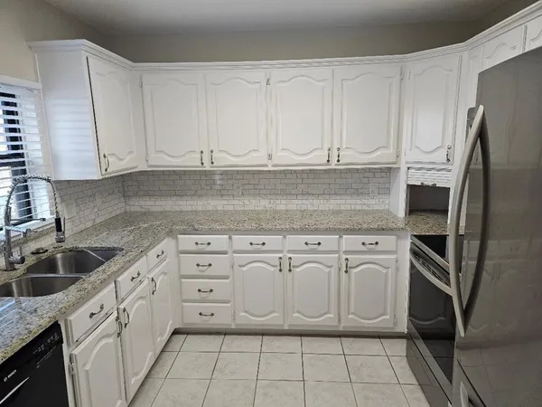 $2,295 | 500 Mustang Court, Lavon, TX 75166