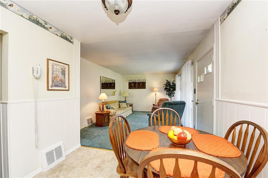 641 Jefferson Road Pittsburgh, PA 15235 - Photo 11 of 25 Gallery Image 11