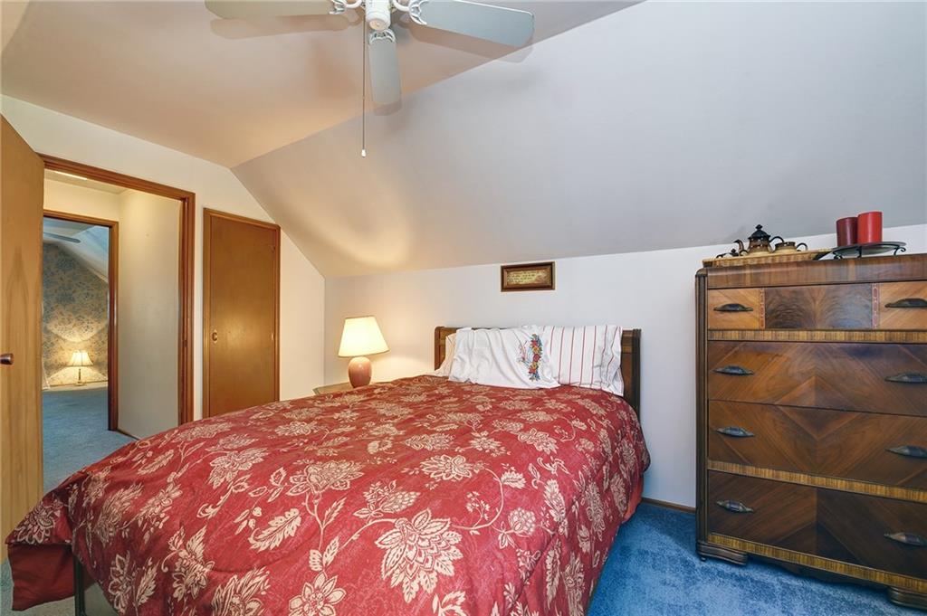 641 Jefferson Road Pittsburgh, PA 15235 - Photo 18 of 25 Gallery Image 18