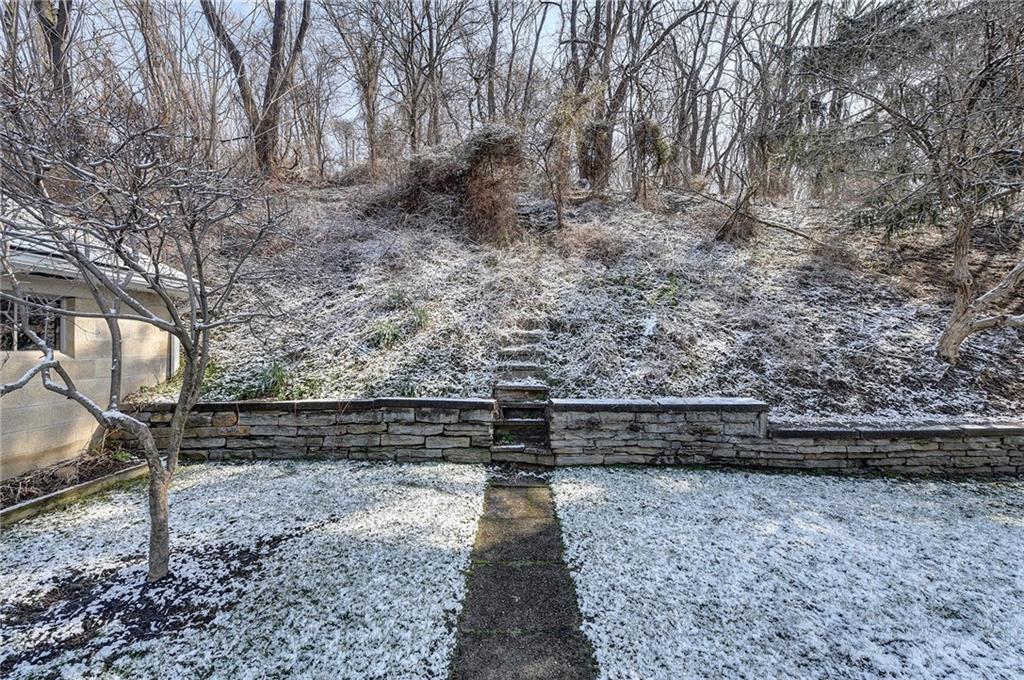 641 Jefferson Road Pittsburgh, PA 15235 - Photo 21 of 25 Gallery Image 21