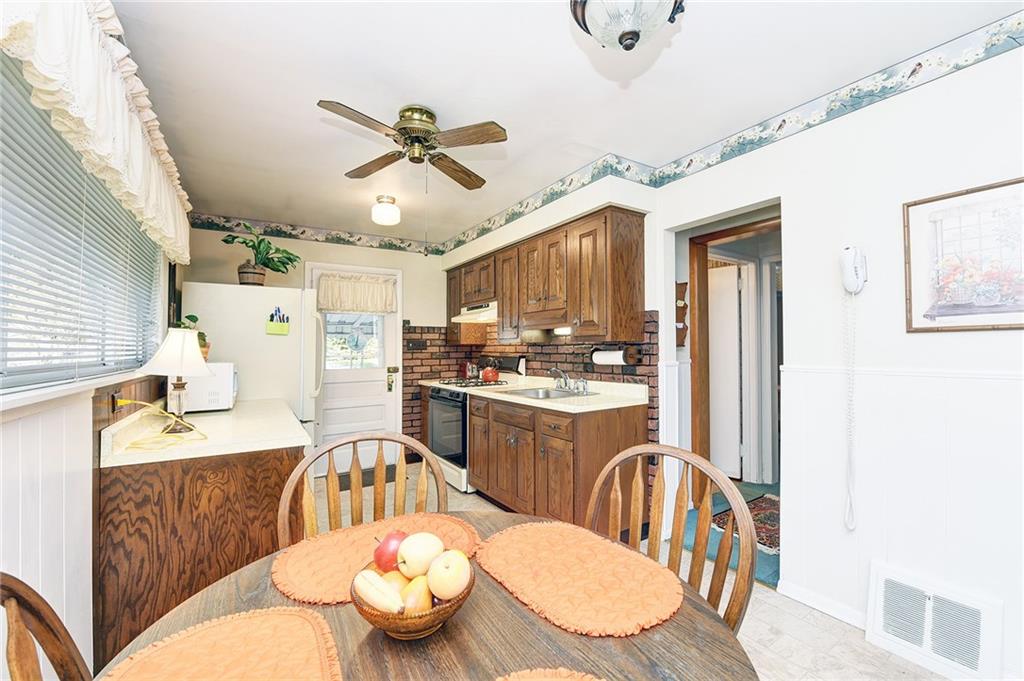 641 Jefferson Road Pittsburgh, PA 15235 - Photo 8 of 25 Gallery Image 8