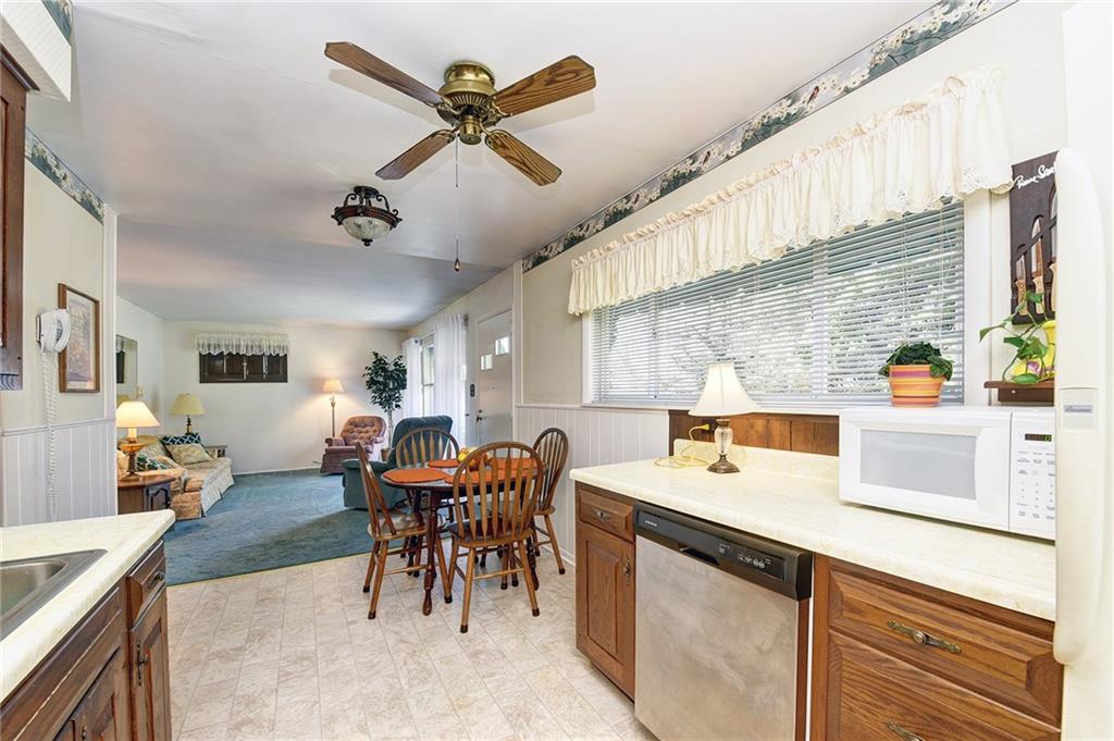 641 Jefferson Road Pittsburgh, PA 15235 - Photo 10 of 25 Gallery Image 10