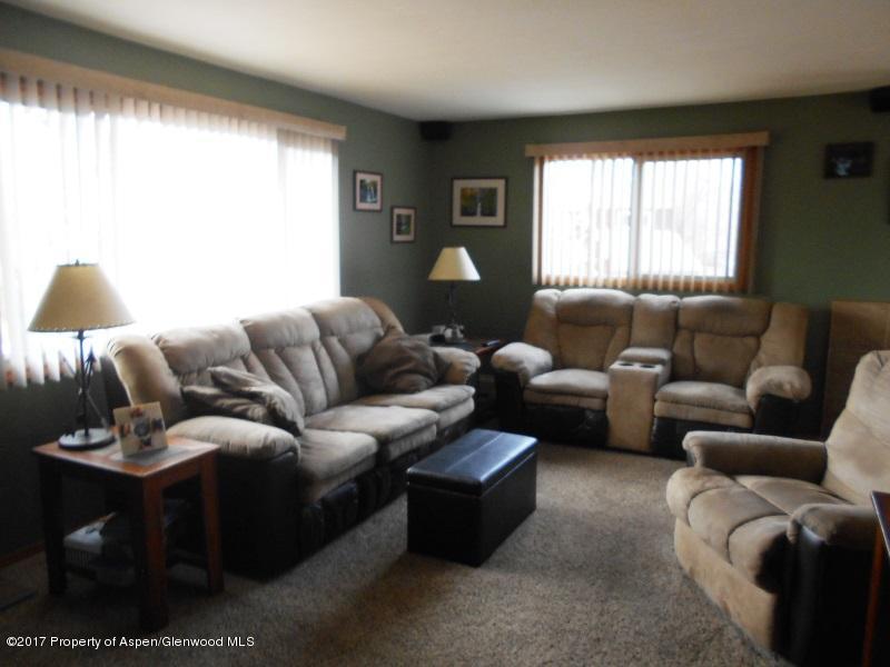 798 Buckeye Court Rifle, CO 81650 - Photo 4 of 17 Living Room