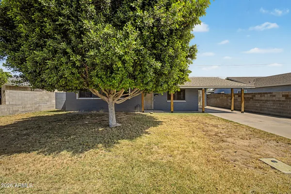 $399,999 | 943 South Lazona Drive, Mesa, AZ 85204