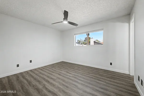 $399,999 | 943 South Lazona Drive, Mesa, AZ 85204
