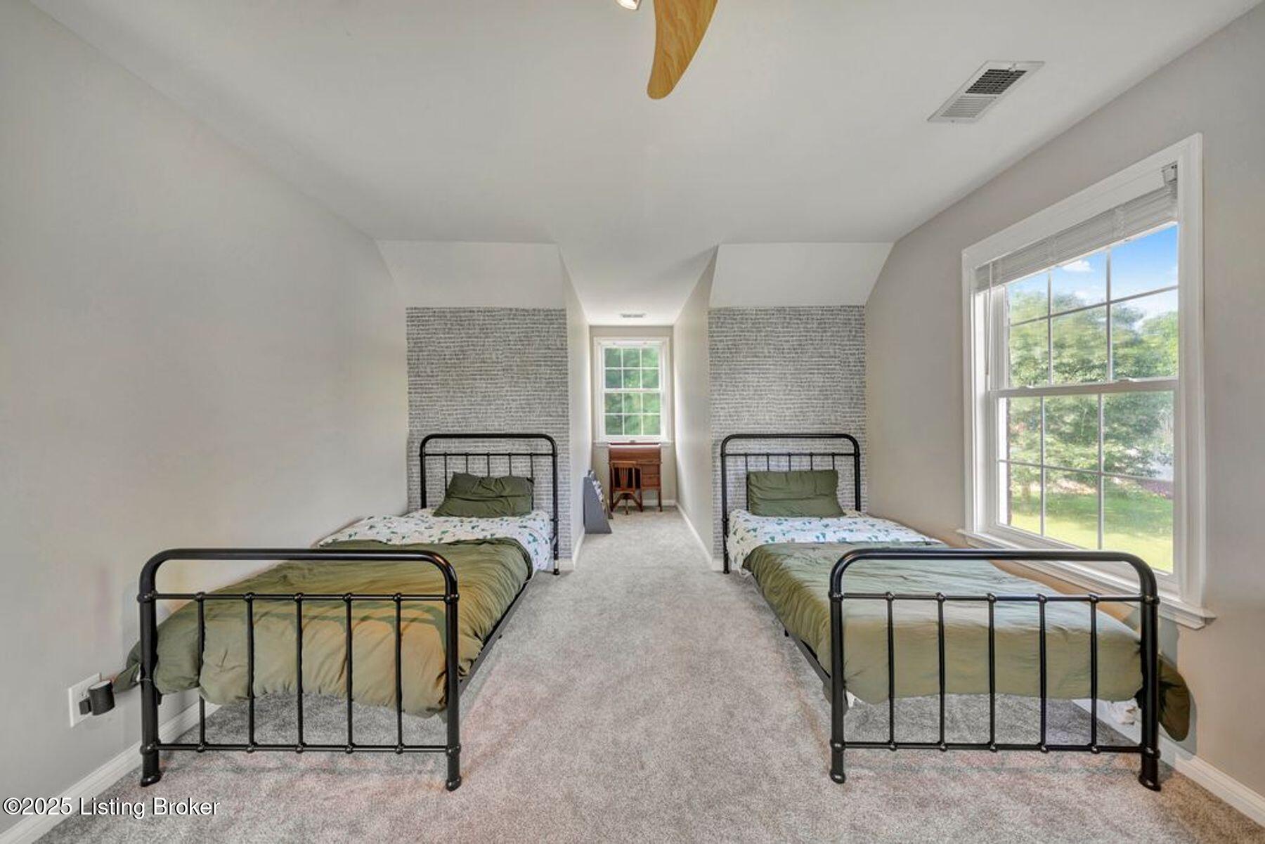 1044 Bearcamp Road Louisville, KY 40272 - Photo 25 of 53 photo_online_024