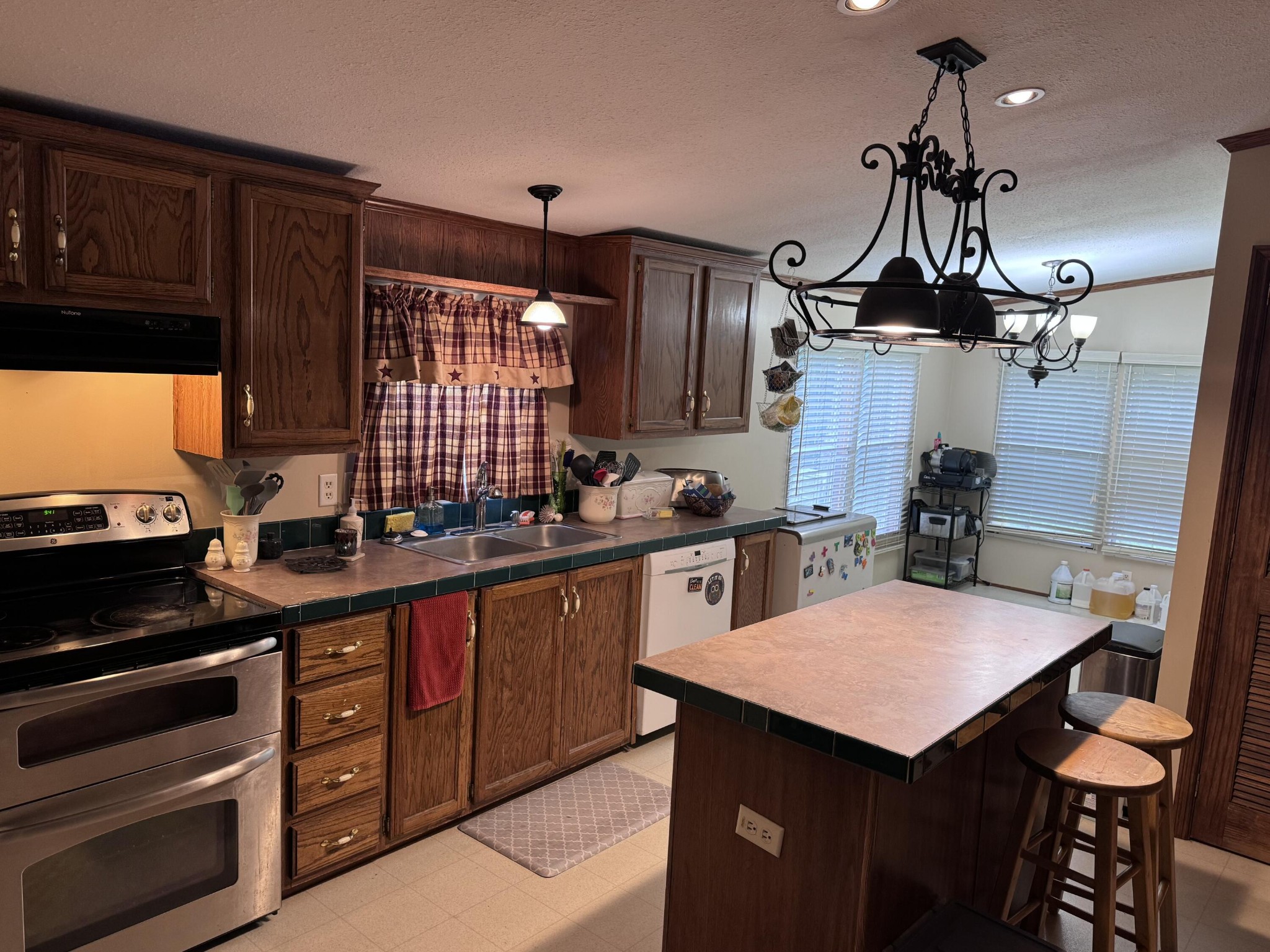 1033 Hendon Road Soddy-Daisy, TN 37379 - Photo 29 of 39 Gallery Image 29