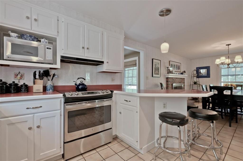 298 Greely Road Cumberland Center, ME 04021 - Photo 11 of 35 High end range new this year....