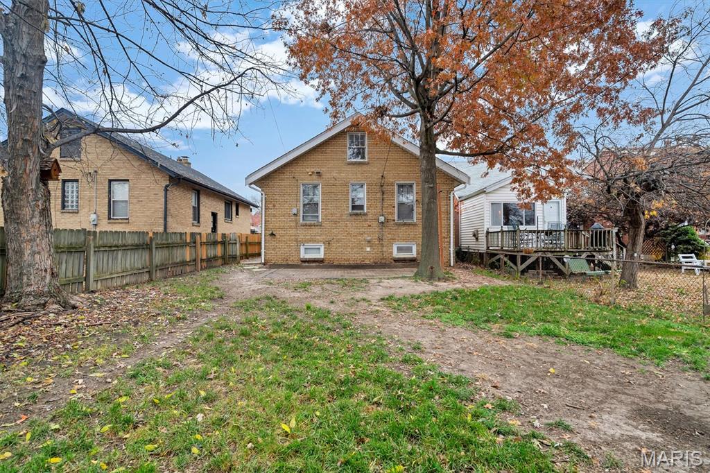 6020 Potomac Street St. Louis, MO 63139 - Photo 2 of 24