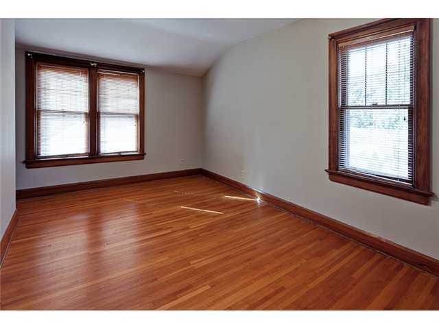 1895 Suffolk Road Columbus, OH 43221 - Photo 13 of 25 Gallery Image 13