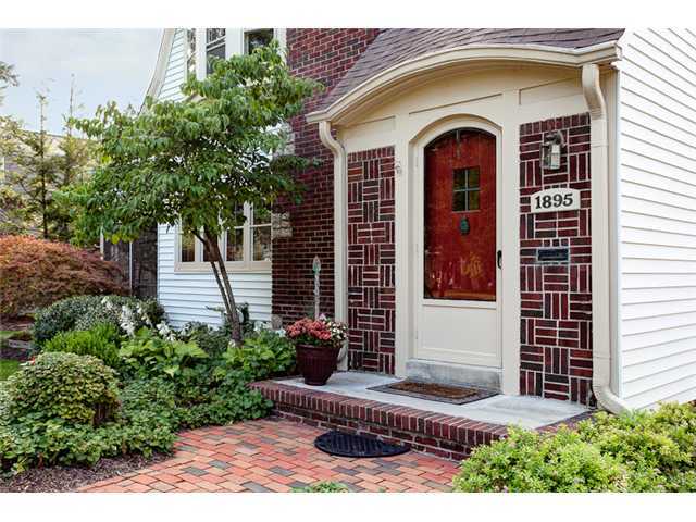 1895 Suffolk Road Columbus, OH 43221 - Photo 21 of 25 Gallery Image 21