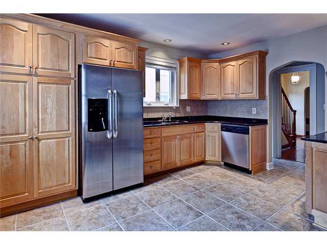 1895 Suffolk Road Columbus, OH 43221 - Photo 8 of 25 Gallery Image 8