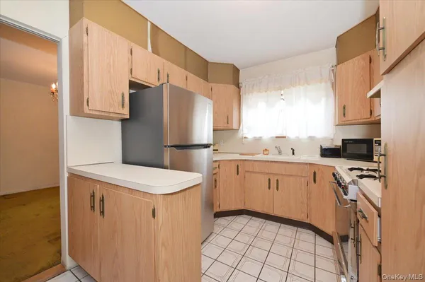 $1,099,999 | 20-03 35th Street | Astoria