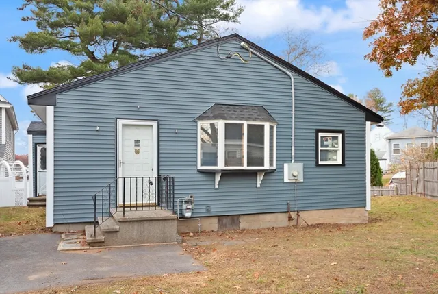 $499,900 | 25 Burroughs Road, North Reading, MA 01864