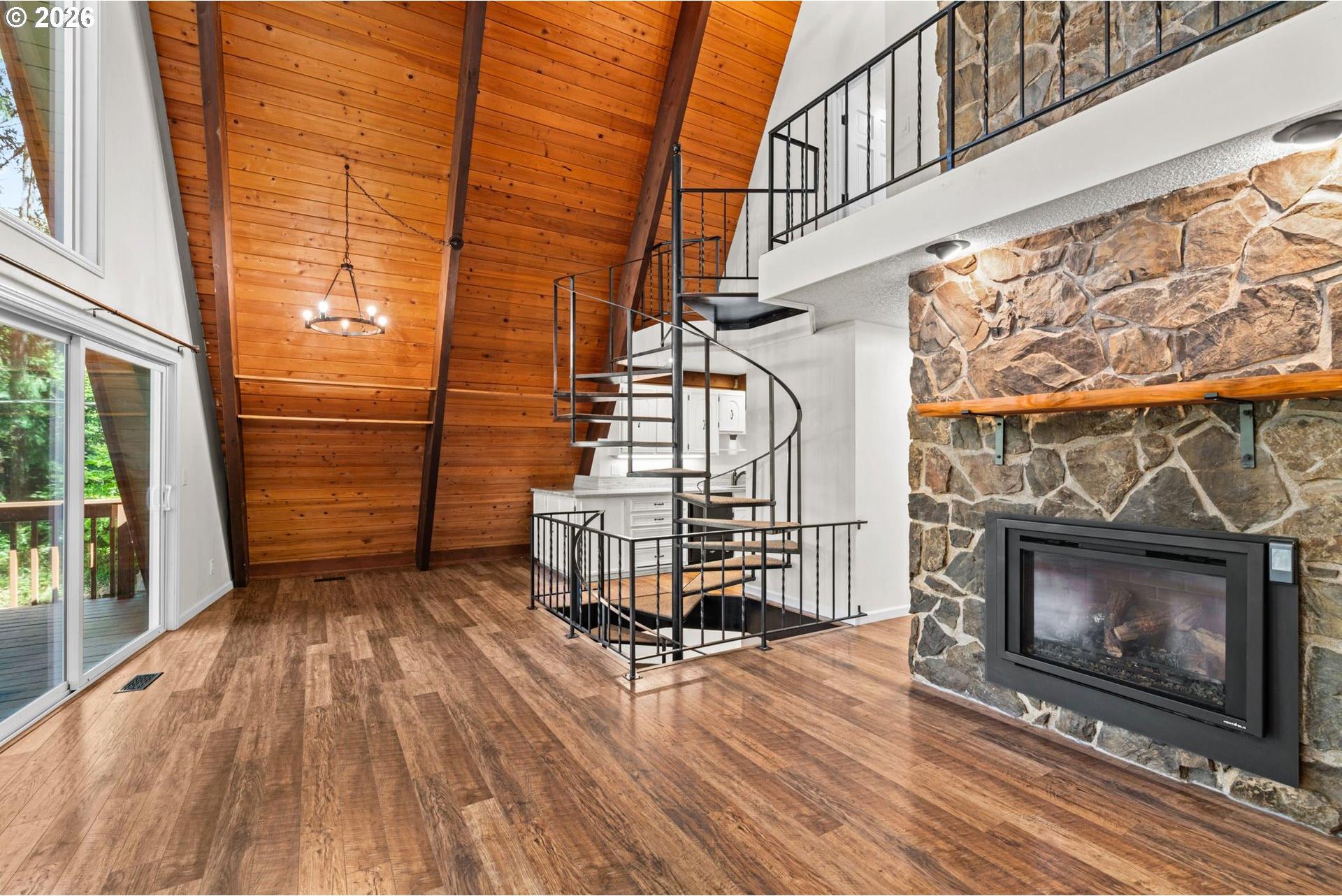 40028 Booth Kelly Road Springfield, OR 97478 - Photo 6 of 33 Fireplace Gas