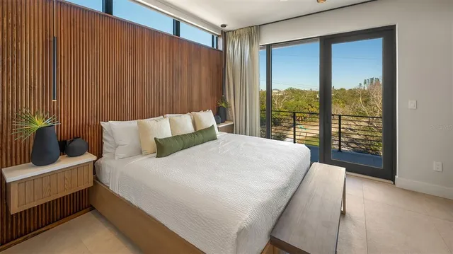 $6,000,000 | 5507 Calle Del Invierno, Sarasota, FL 34242