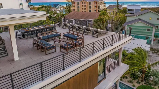 $6,000,000 | 5507 Calle Del Invierno, Sarasota, FL 34242