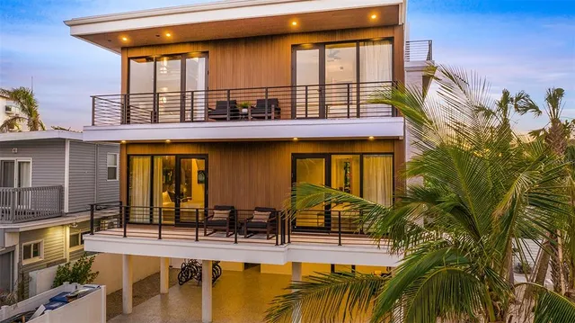 $6,000,000 | 5507 Calle Del Invierno, Sarasota, FL 34242