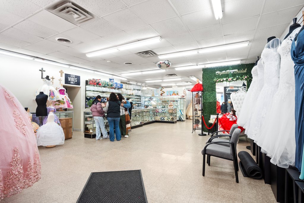 3900 West 26th Street Chicago, IL 60623 - Photo 5 of 39