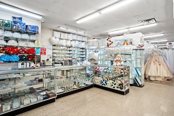 $2,250,000 | 3900 West 26th Street, Chicago, IL 60623