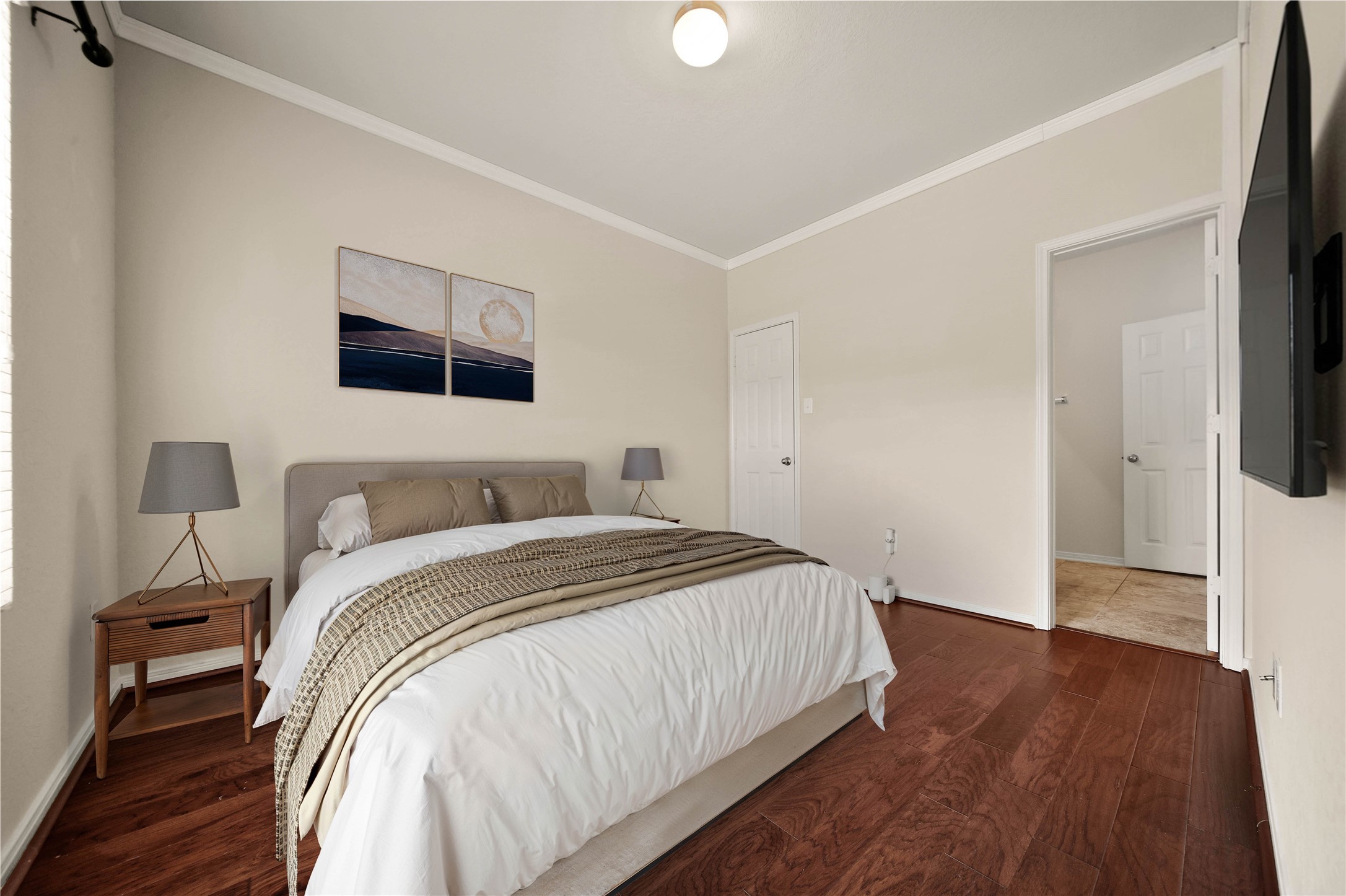 2672 Magnolia Fair Way Spring, TX 77386 - Photo 11 of 49 This first floor guest bedroom is ideal for overnight guests!