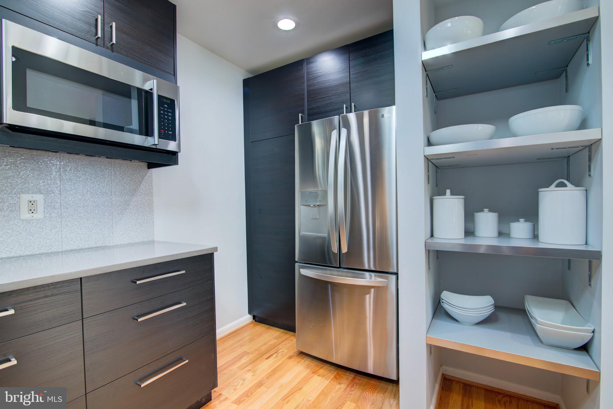 11619 Chapel Cross Way Reston, VA 20194 - Photo 14 of 33 Kitchen with SS Appliances, Two Pantries.