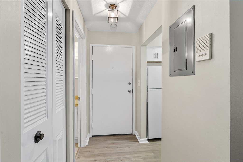 6 Beal's Cove Road, Unit B Hingham, MA 02043 - Photo 15 of 22