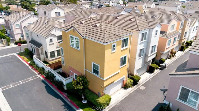 $550,000 | 12650 Antigua Court, Lynwood, CA 90262