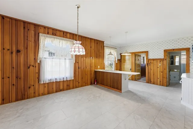 $499,000 | 18 Cedar Street, Northampton, MA 01060