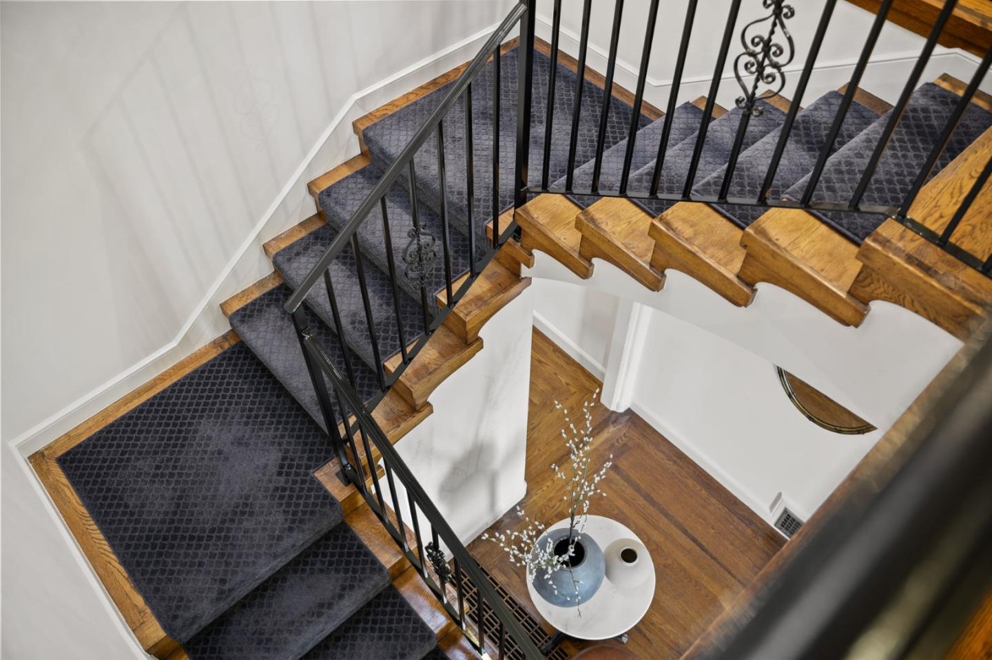 670 Edgewood Road San Mateo, CA 94402 - Photo 18 of 59