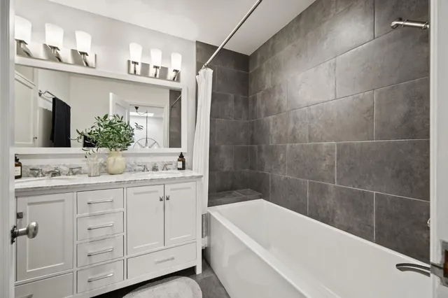 $5,888,000 | 670 Edgewood Road, San Mateo, CA 94402