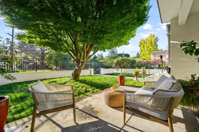 $5,888,000 | 670 Edgewood Road, San Mateo, CA 94402