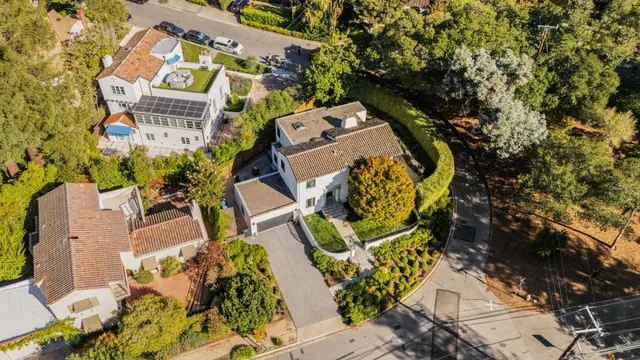 $5,888,000 | 670 Edgewood Road, San Mateo, CA 94402