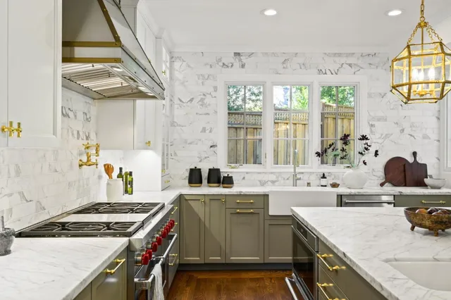 $5,888,000 | 670 Edgewood Road, San Mateo, CA 94402