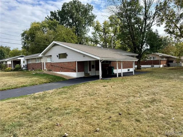 $125,000 | 2200 Hollis Drive, St. Louis, MO 63136