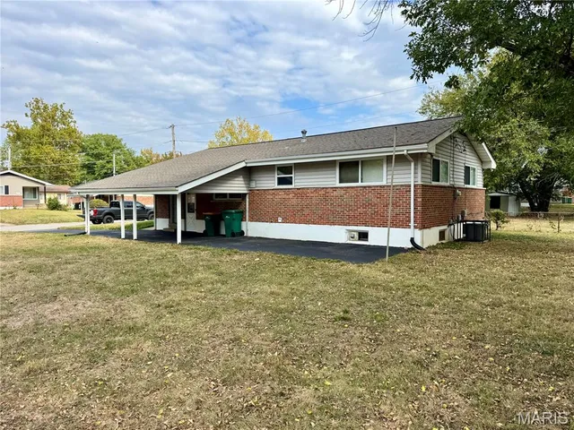 $125,000 | 2200 Hollis Drive, St. Louis, MO 63136