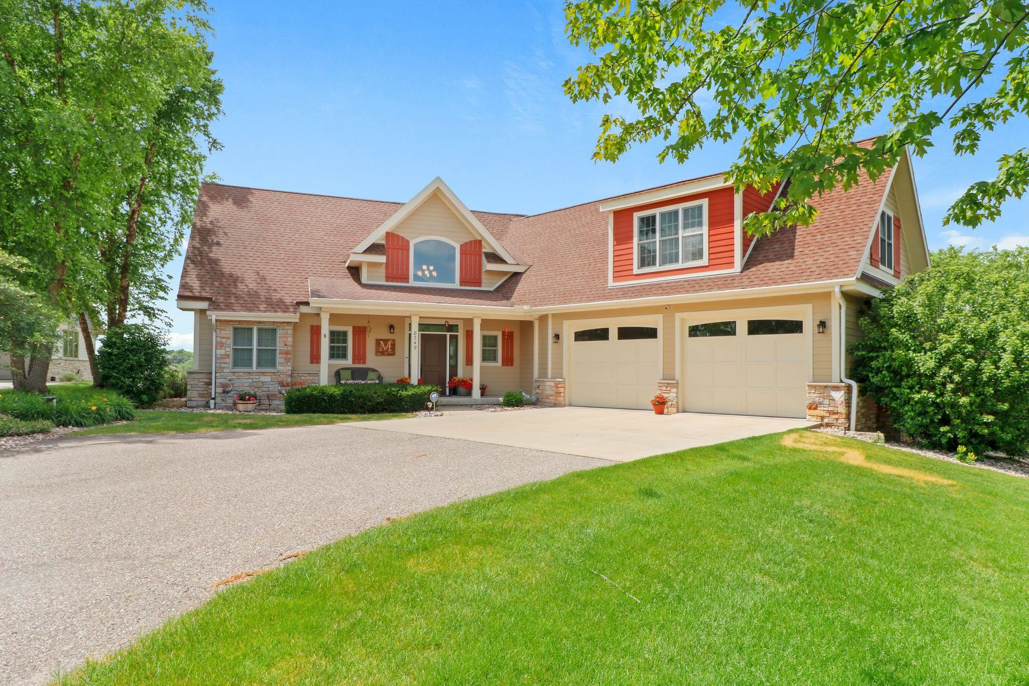 S8749 Waters Edge Way, Unit 41 Prairie du Sac, WI 53578 - Photo 3 of 59