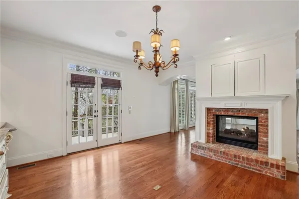 $750,000 | 1017 Madeline Lane, Atlanta, GA 30350