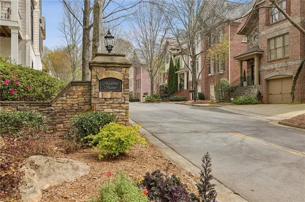 $750,000 | 1017 Madeline Lane, Atlanta, GA 30350