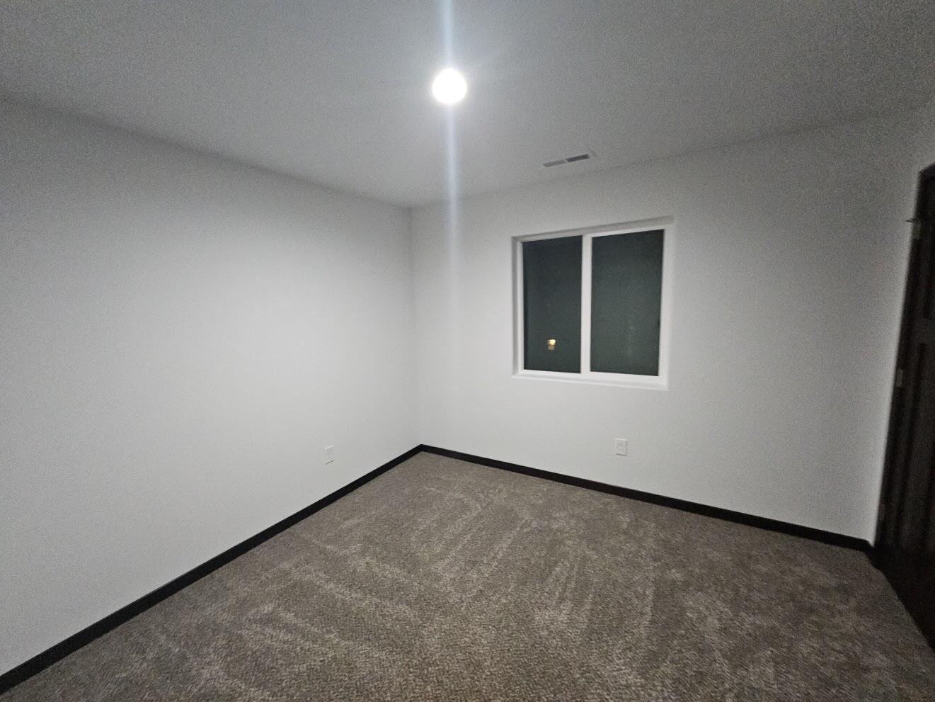 1001 Covey Run Road, Unit M12) Sheridan, WY 82801 - Photo 10 of 16 20260309_062306
