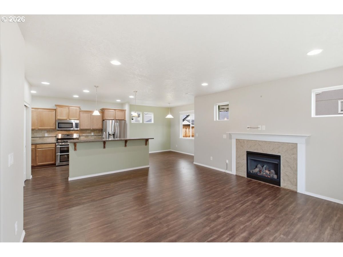 2643 Northwest Brianna Street Albany, OR 97321 - Photo 11 of 46