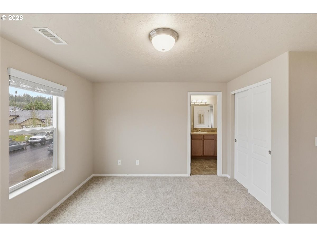 2643 Northwest Brianna Street Albany, OR 97321 - Photo 35 of 46
