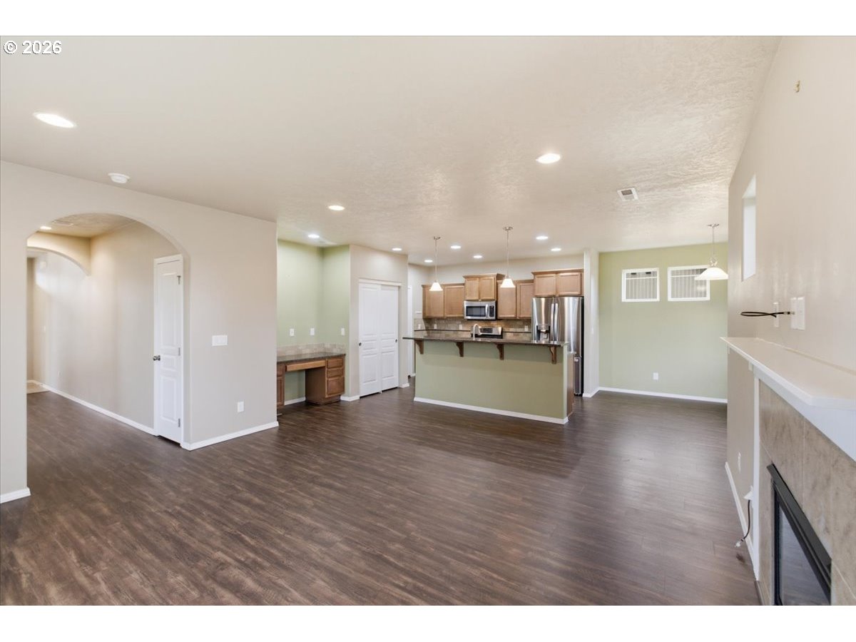 2643 Northwest Brianna Street Albany, OR 97321 - Photo 8 of 46