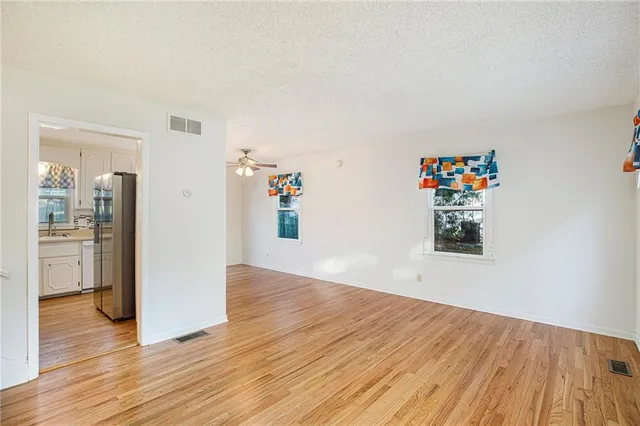 $255,000 | 8420 North Virginia Avenue, Kansas City, MO 64155