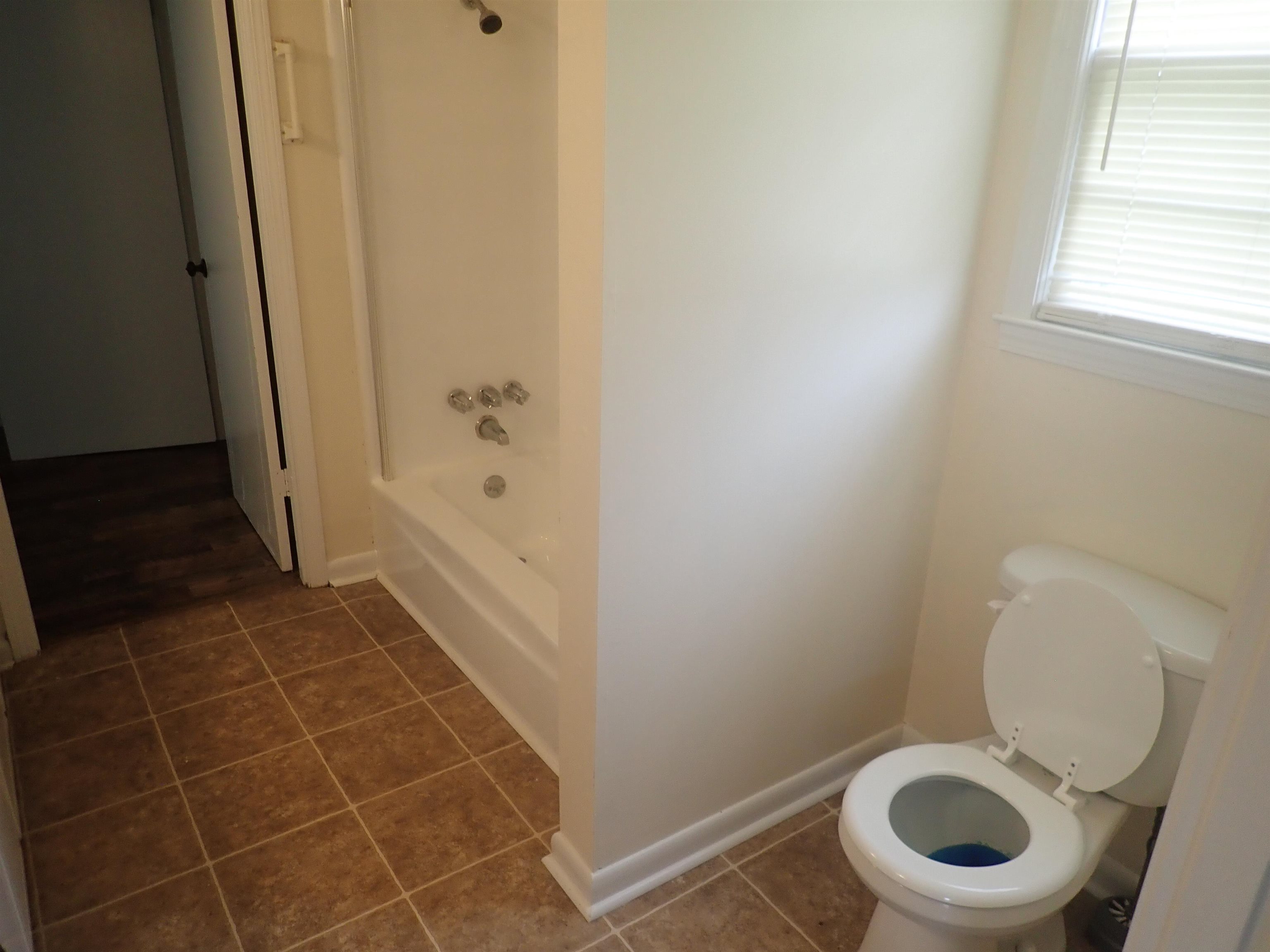 1231 Bryant Road Spartanburg, SC 29303 - Photo 13 of 23 Gallery Image 13
