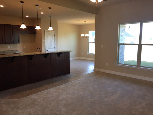 15143 Troon Drive Foley, AL 36535 - Photo 4 of 10 Living Room