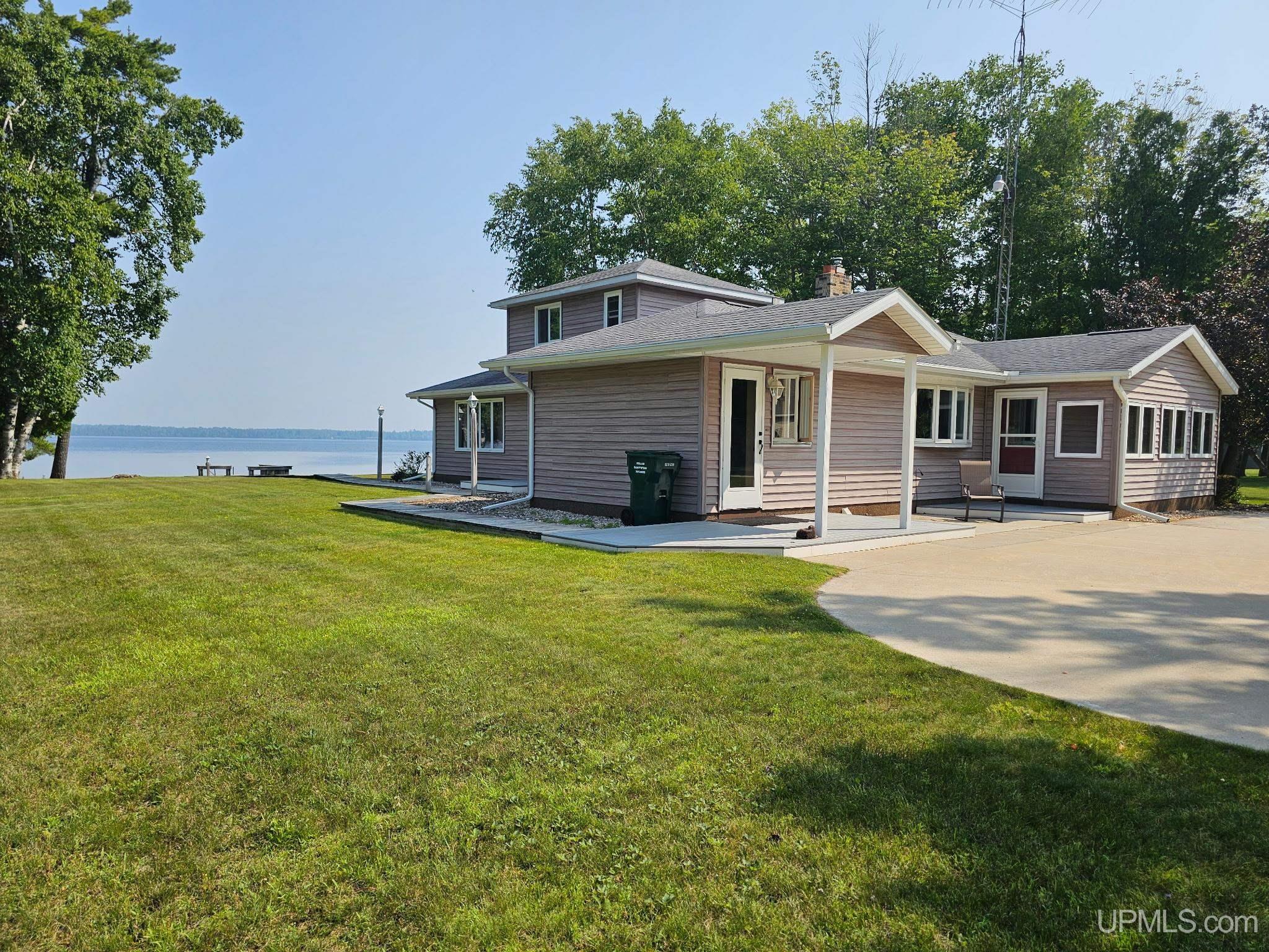 536 West Gulliver Lake Road Gulliver, MI 49840 - Photo 2 of 97