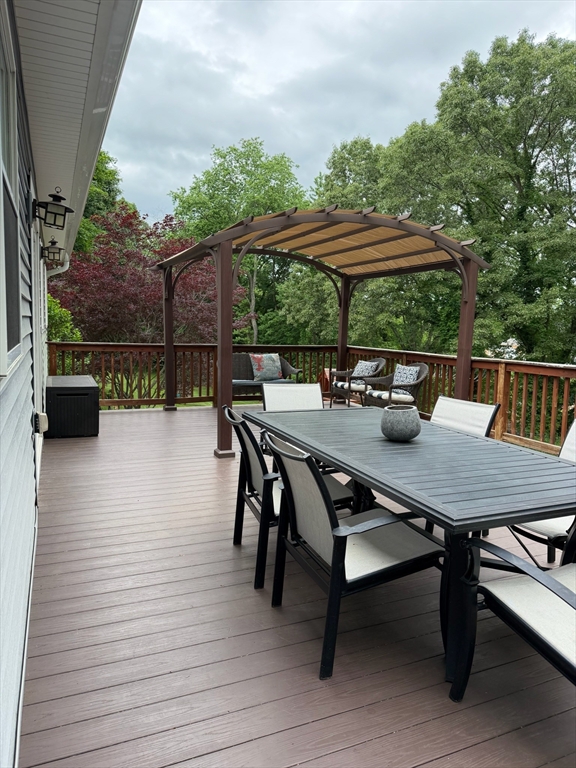 15 Mc Intosh Road Chelmsford, MA 01824 - Photo 19 of 30