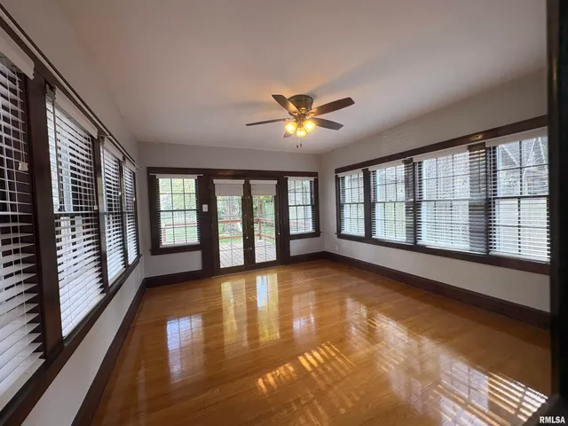 $269,900 | 290 Finley Street, Jacksonville, IL 62650